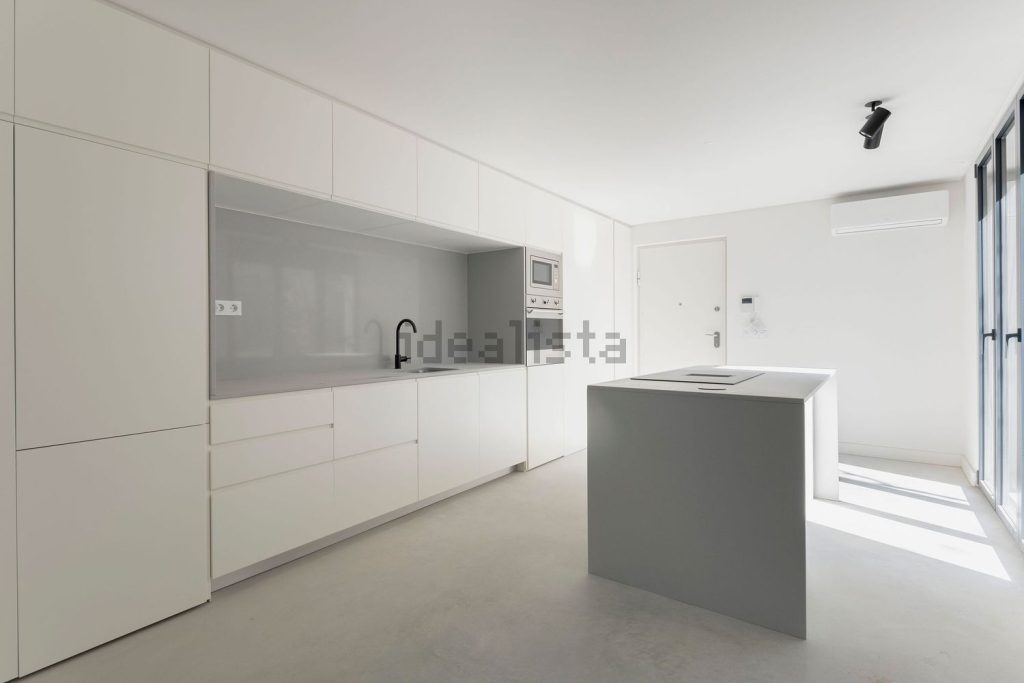 Appartement t2 à vendre – Rua Pereira Henriques, 618
