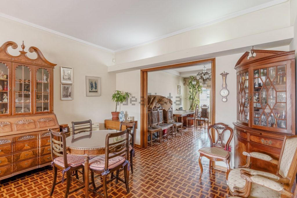 Appartement t4 à vendre – Rua Padre António Vieira, 8 b