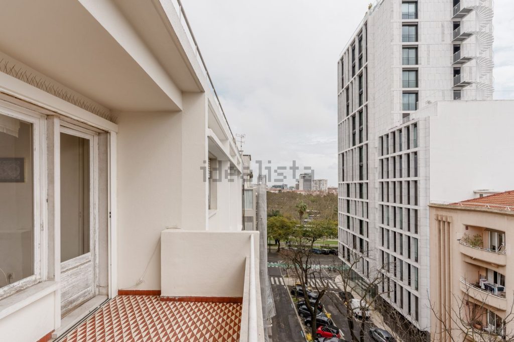 Appartement t4 à vendre – Rua Padre António Vieira, 8 b