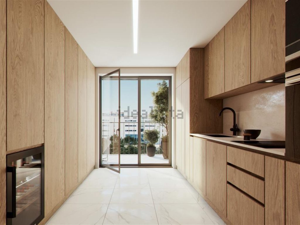 Appartement t4 à vendre – Rua Francisco Stromp, 22