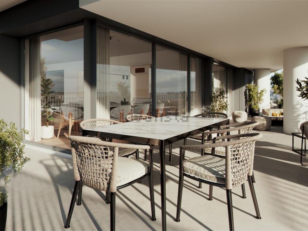 Appartement t4 à vendre – Rua Francisco Stromp, 22