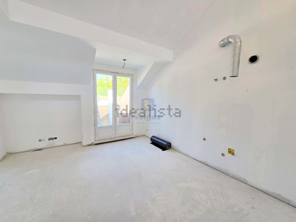 Studio t0 à vendre – Rua dos Anjos, 49