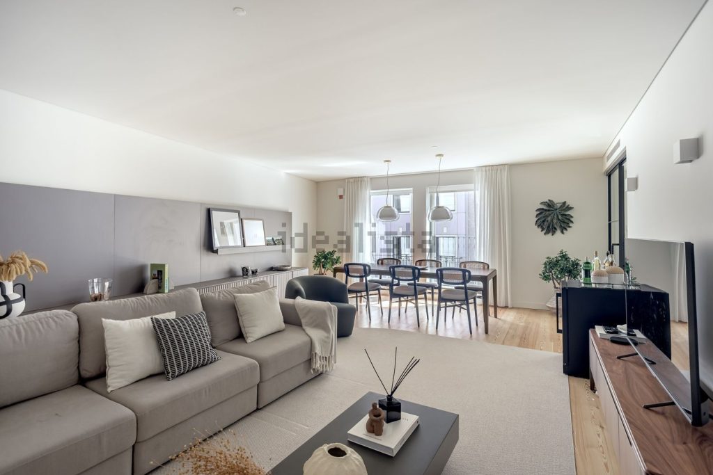 Appartement t3 à vendre – Rua Ferreira Lapa, 41