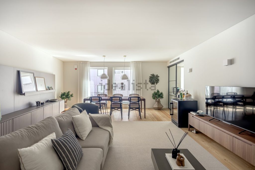 Appartement t3 à vendre – Rua Ferreira Lapa, 41