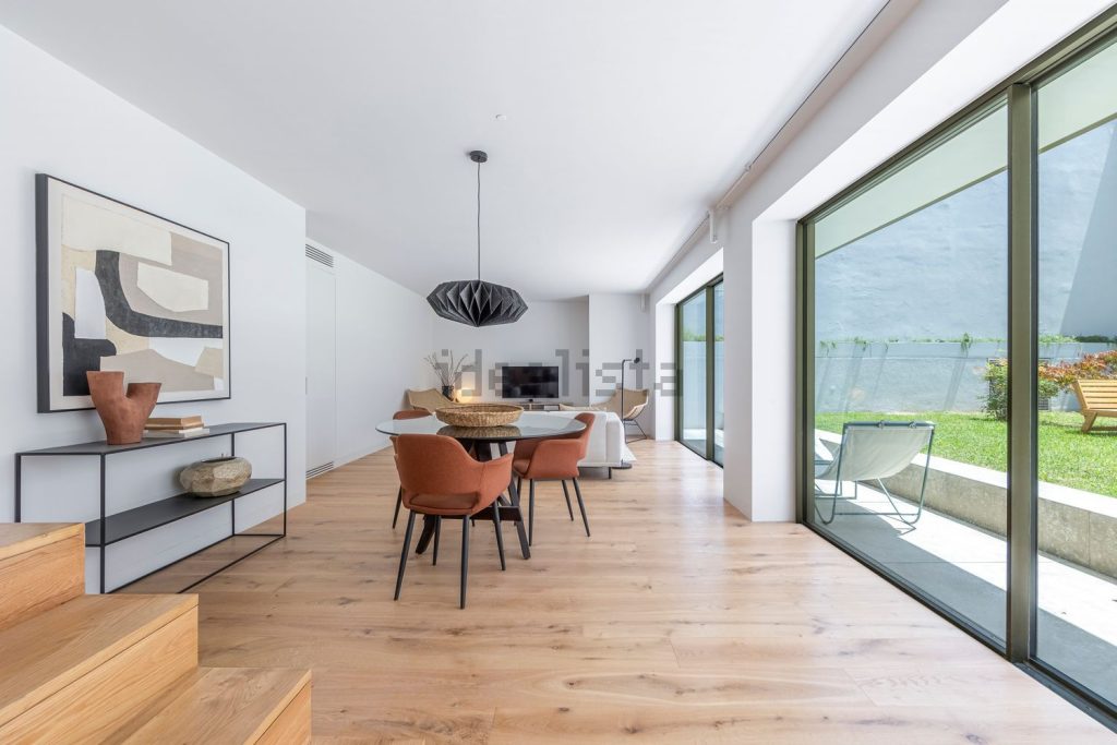 Duplex à vendre – Avenida Júlio Dinis, 7