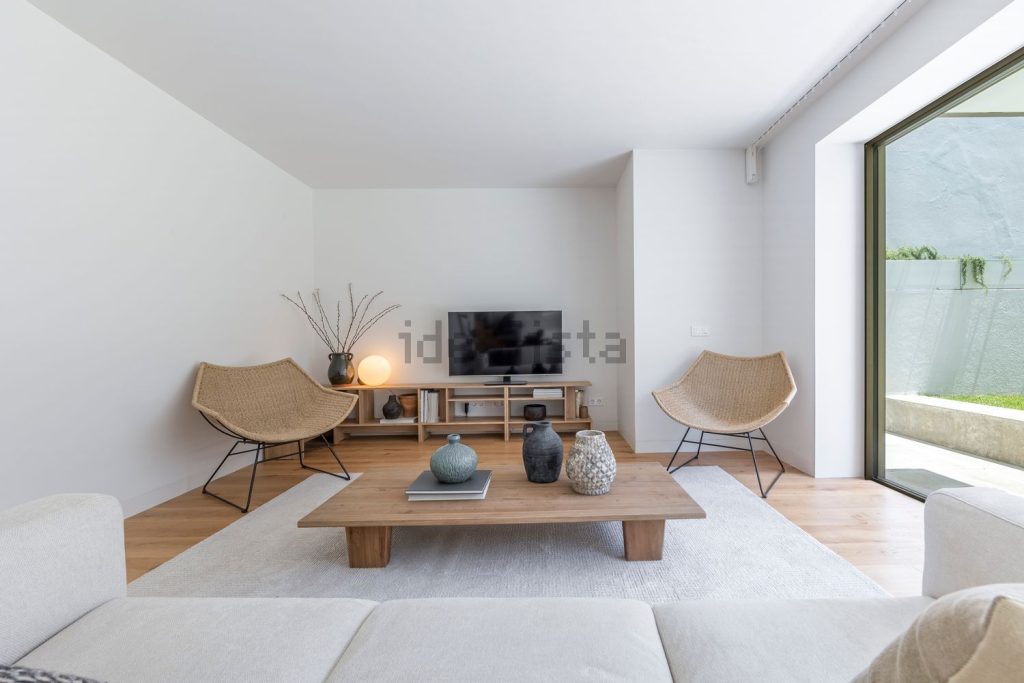 Duplex à vendre – Avenida Júlio Dinis, 7
