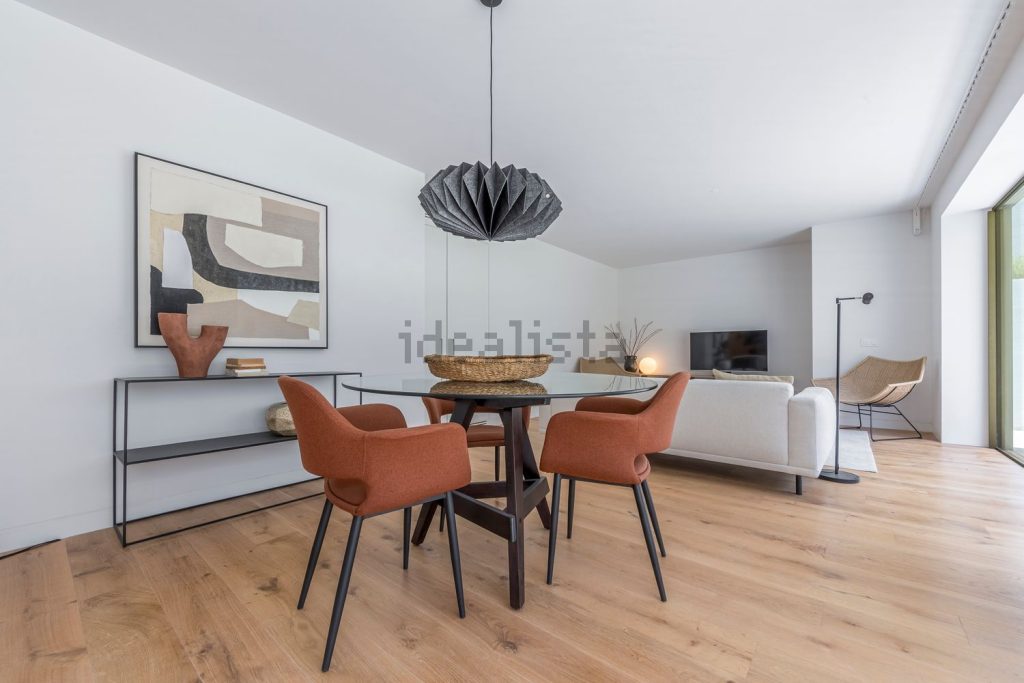 Duplex à vendre – Avenida Júlio Dinis, 7