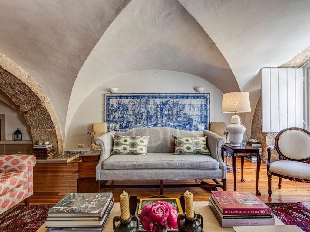 Appartement t3 à vendre – Rua de São João da Praça