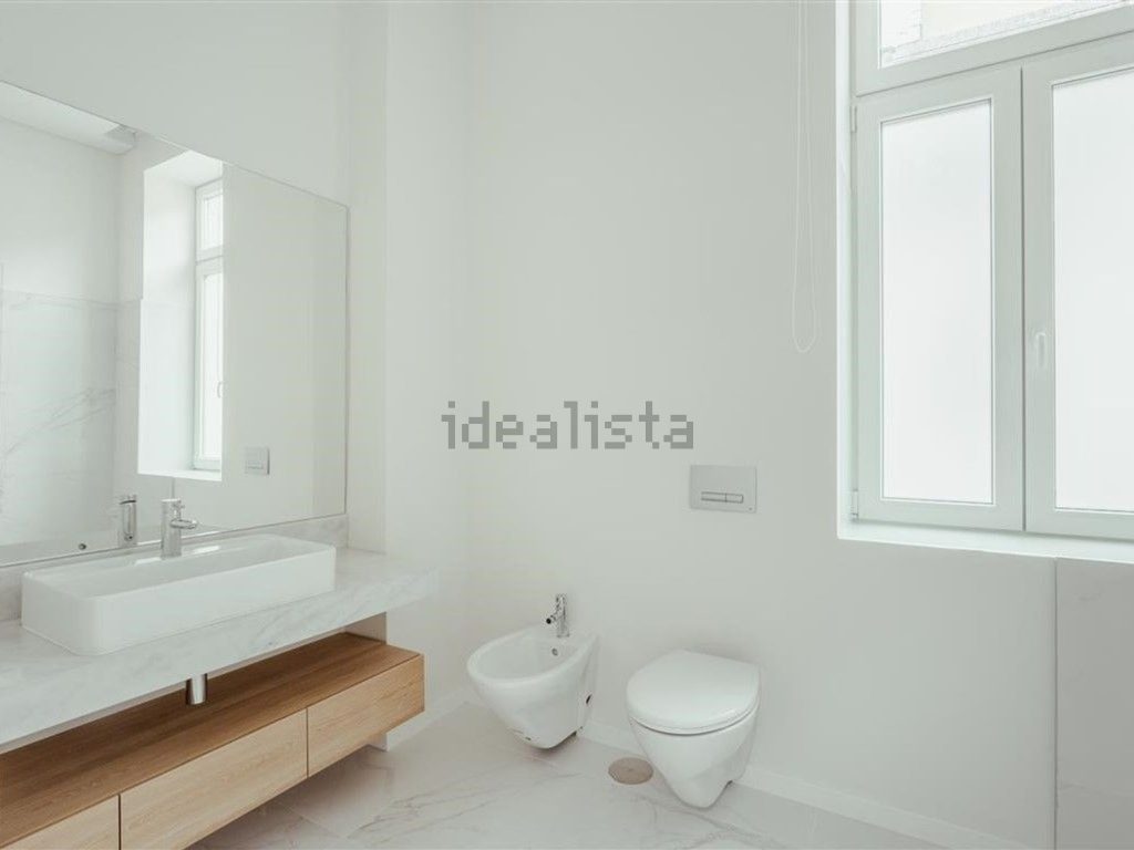 Appartement t1 à vendre – Rua Professor Sousa da Câmara, 170