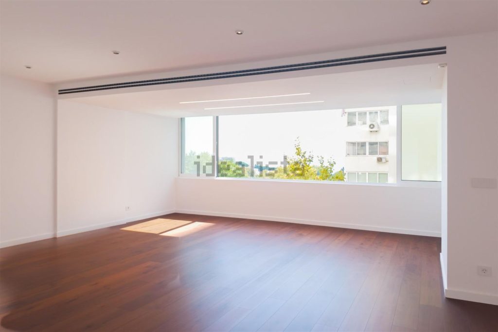 Appartement t4 à vendre – Avenida Doutor Mário Moutinho, 33