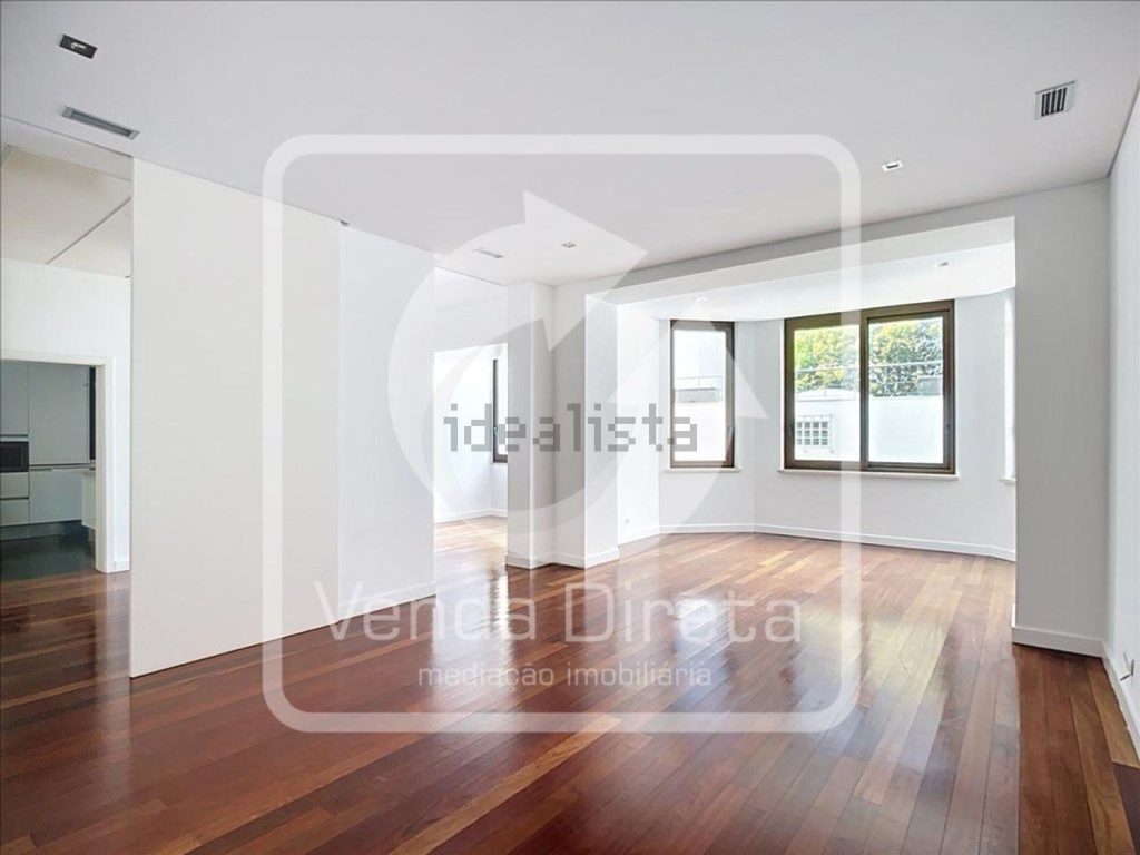 Appartement t4 à vendre – Rua Padre António Vieira, 6