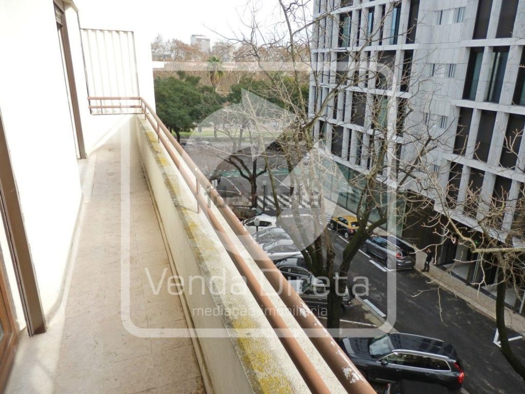 Appartement t4 à vendre – Rua Padre António Vieira, 6