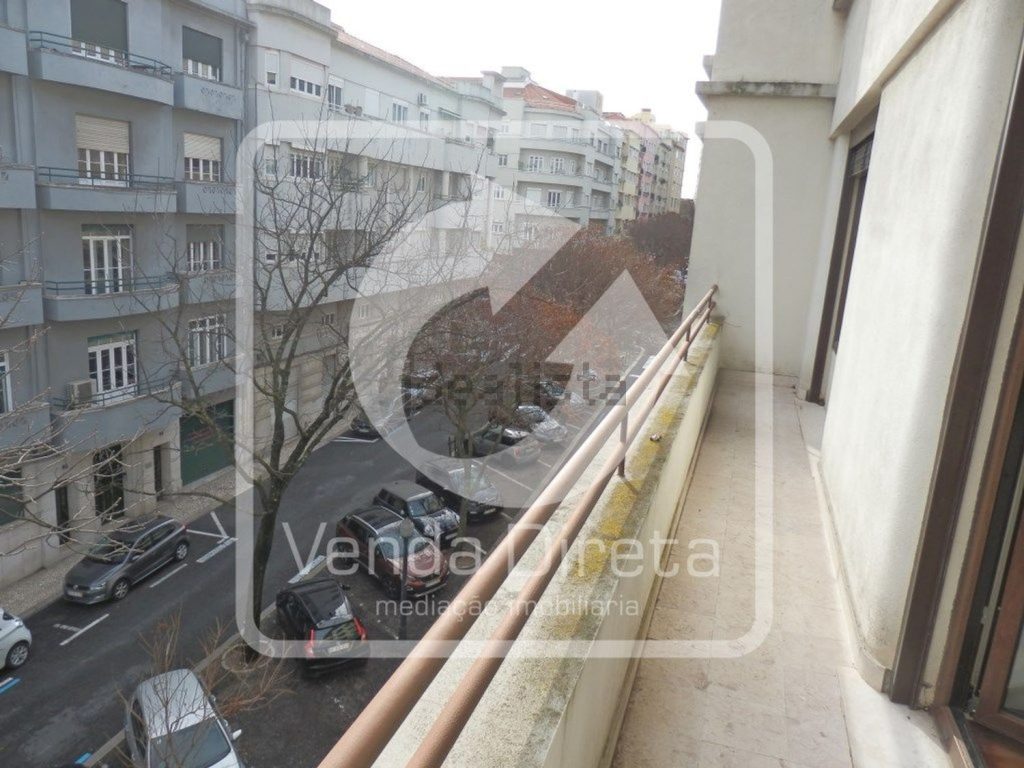 Appartement t4 à vendre – Rua Padre António Vieira, 6