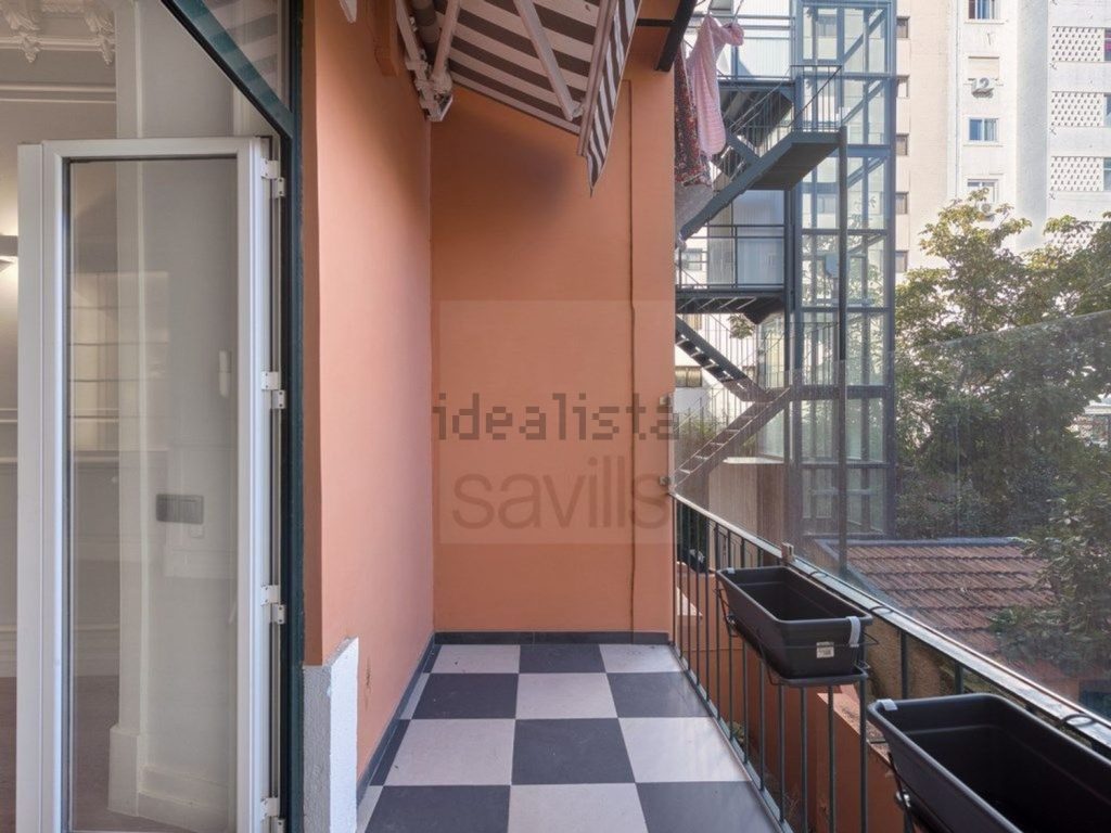 Appartement t4 à vendre – Avenida 5 de Outubro, 192