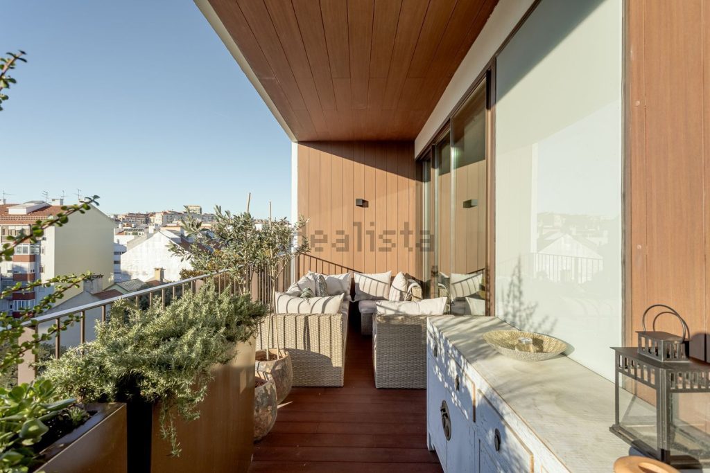 Appartement t3 à vendre – Avenida Gomes Pereira