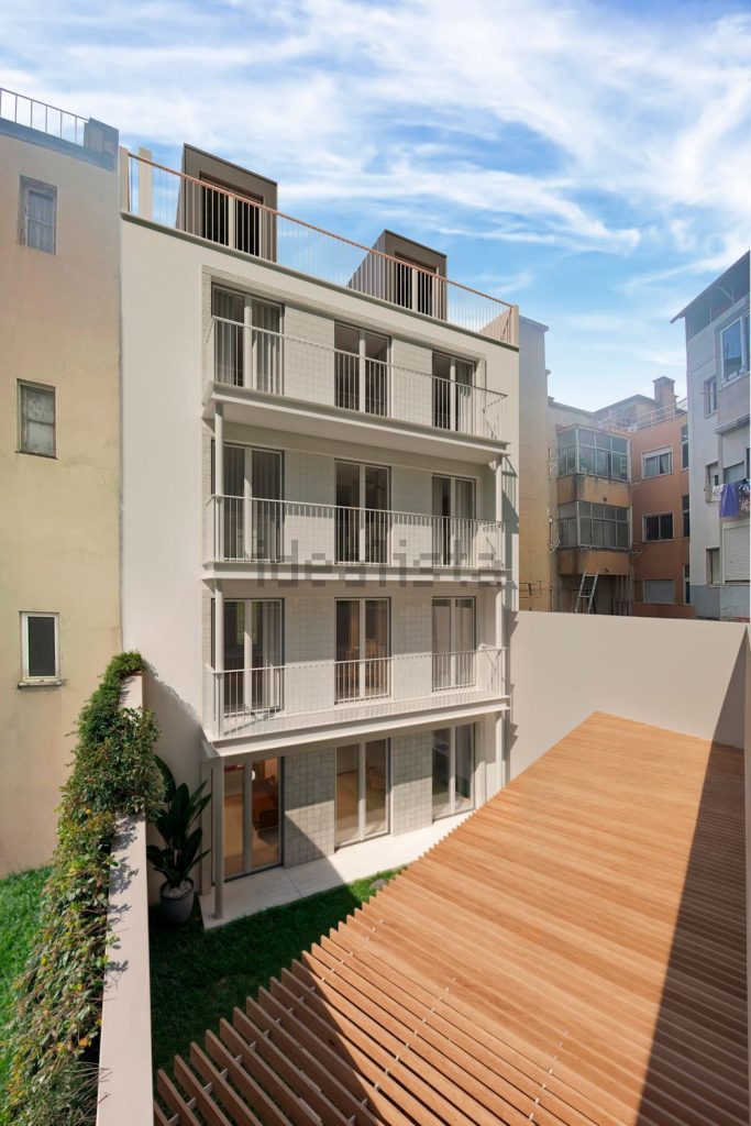 Duplex à vendre – Rua da Beneficência, 100