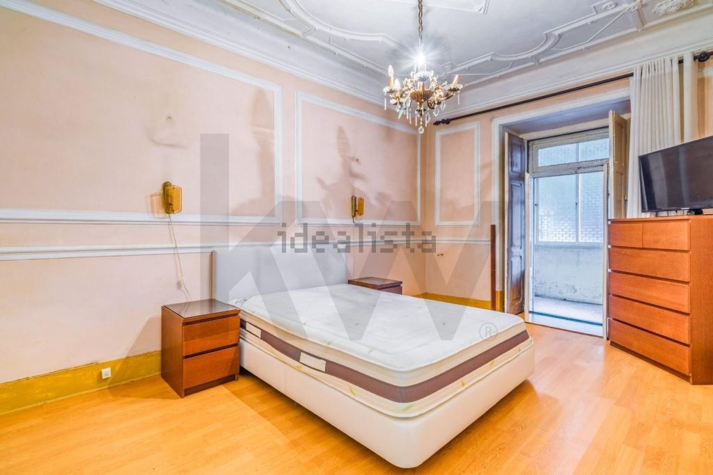 Appartement t4 à vendre – Rua Carlos José Barreiros, 27