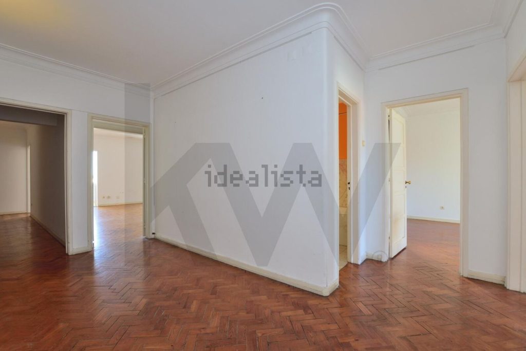 Appartement t4 à vendre – Rua Domingos Sequeira
