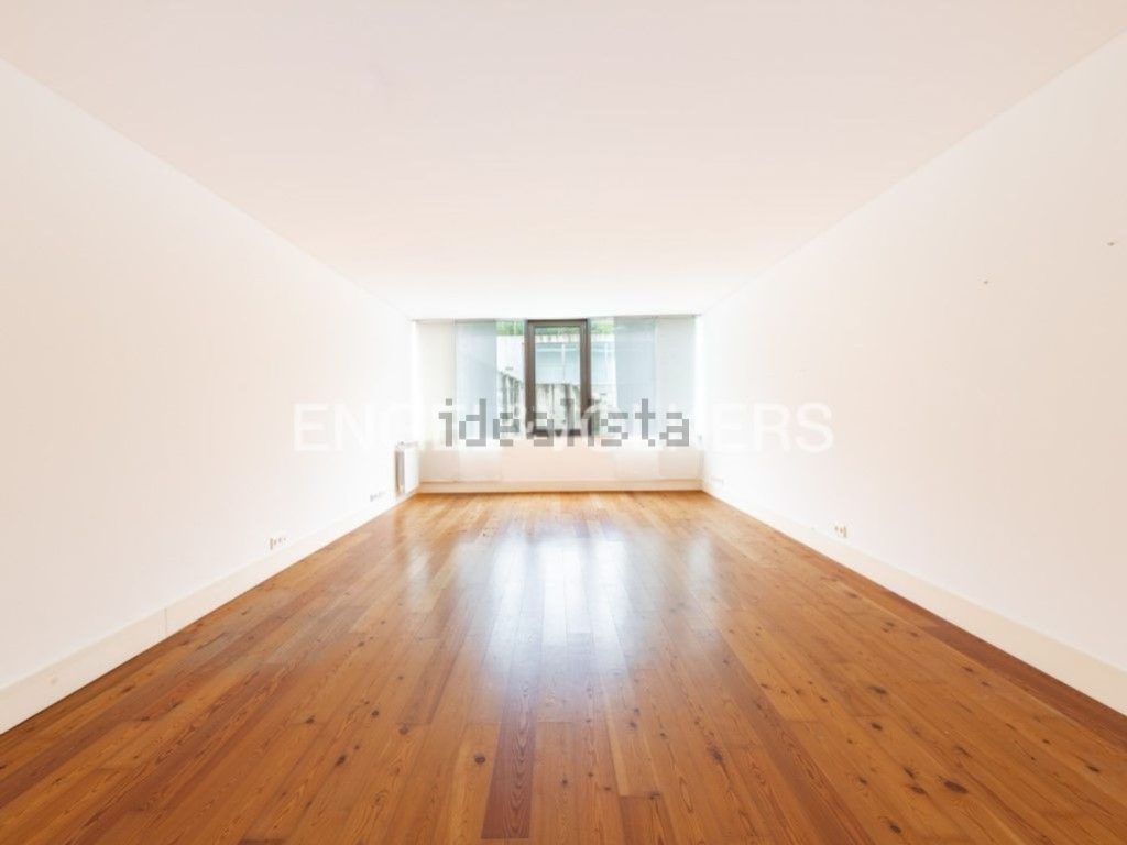 Appartement t3 à vendre – Rua da Bela Vista à Graça, 46