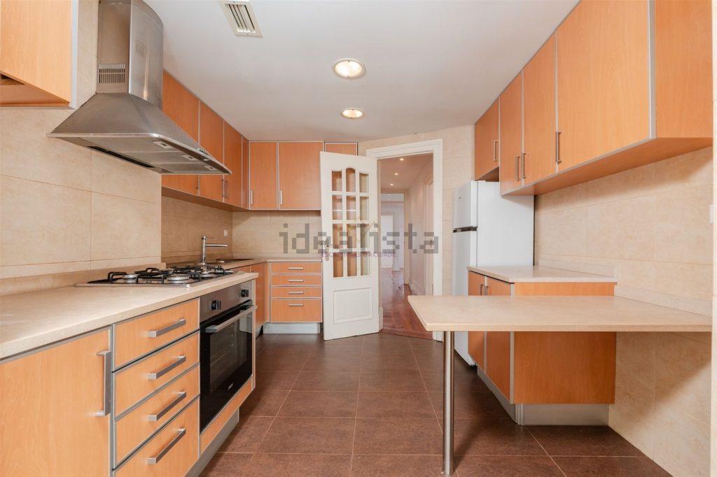 Appartement t3 à vendre – Rua Almeida Brandão